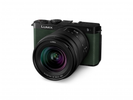 Panasonic Lumix S9 + 20-60mm Dark Olive